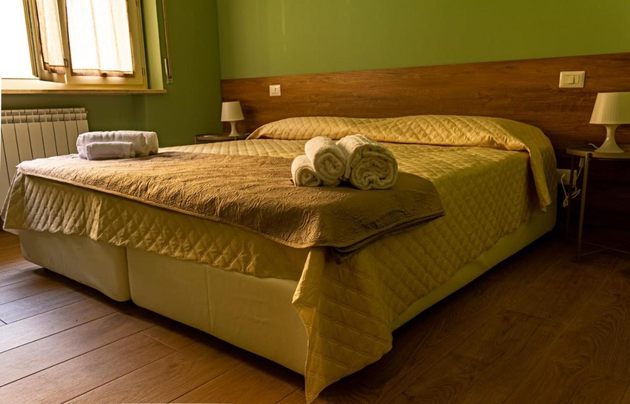 Incastro B&B In Crotone Exterior photo